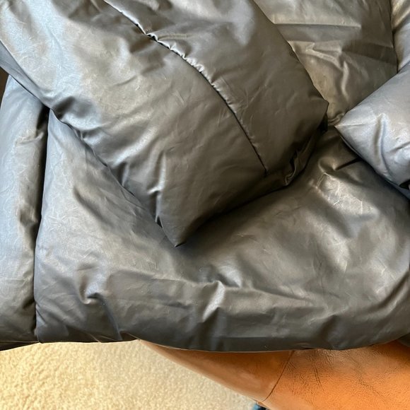 *Host Pick* NWT Unisex Yeezy Gap Round Jacket Sz L - Picture 7 of 16